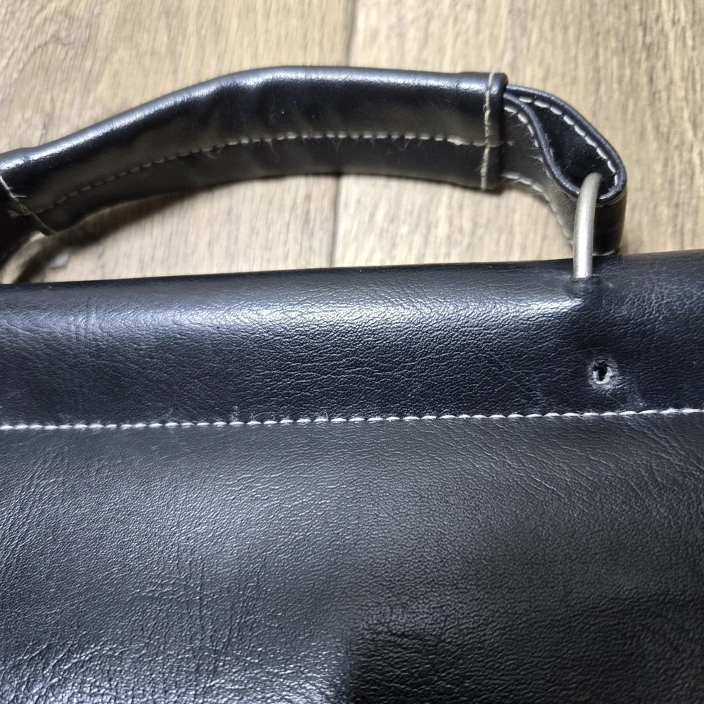 Walt Disney World Multi Pocket Latching Briefcase Mickey Hands & Heads Read‎